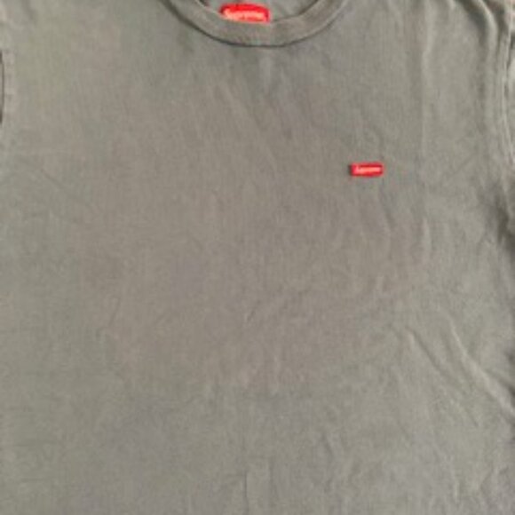 SUPREME BOX LOGO - Picture 1 of 1